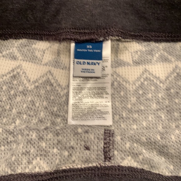 Old Navy pants - Picture 2 of 4